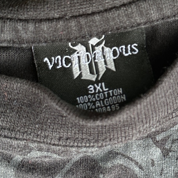 Vintage Victorious Black Short Sleeve T-Shirt with Red & White Cross Graphic Tee - Picture 3 of 5